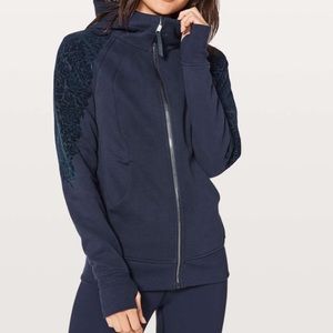 Lululemon Scuba Hoodie Floral Flock - Navy size 12